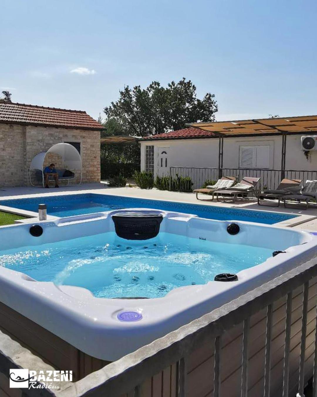 Home Away From Home With Outdoor Pool, Botanical Garden And A Beautiful Sea View Kaštela Kültér fotó